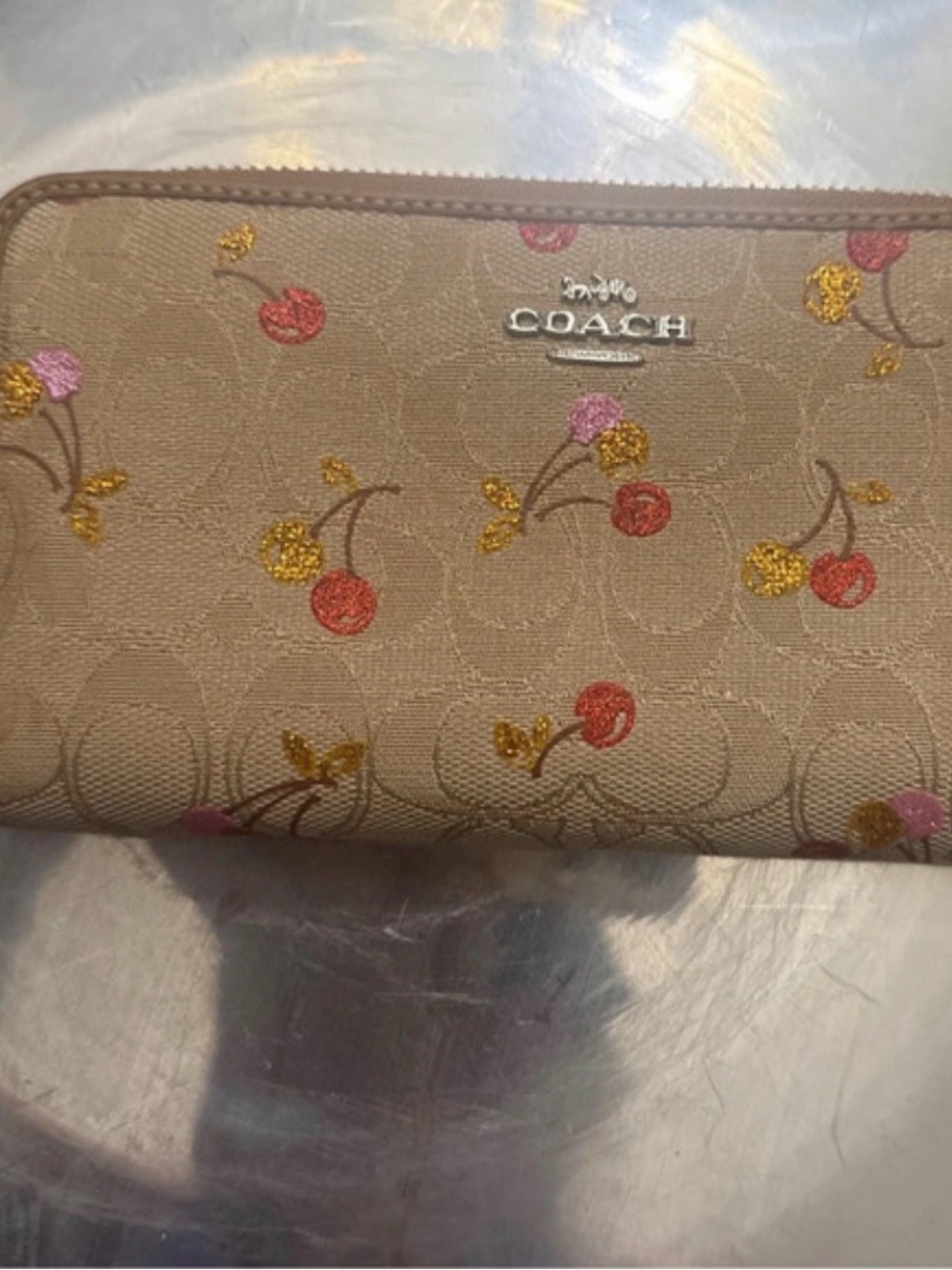 COACH CHERRY 🍒 PRINT ZIP AROUND LARGE WALLET